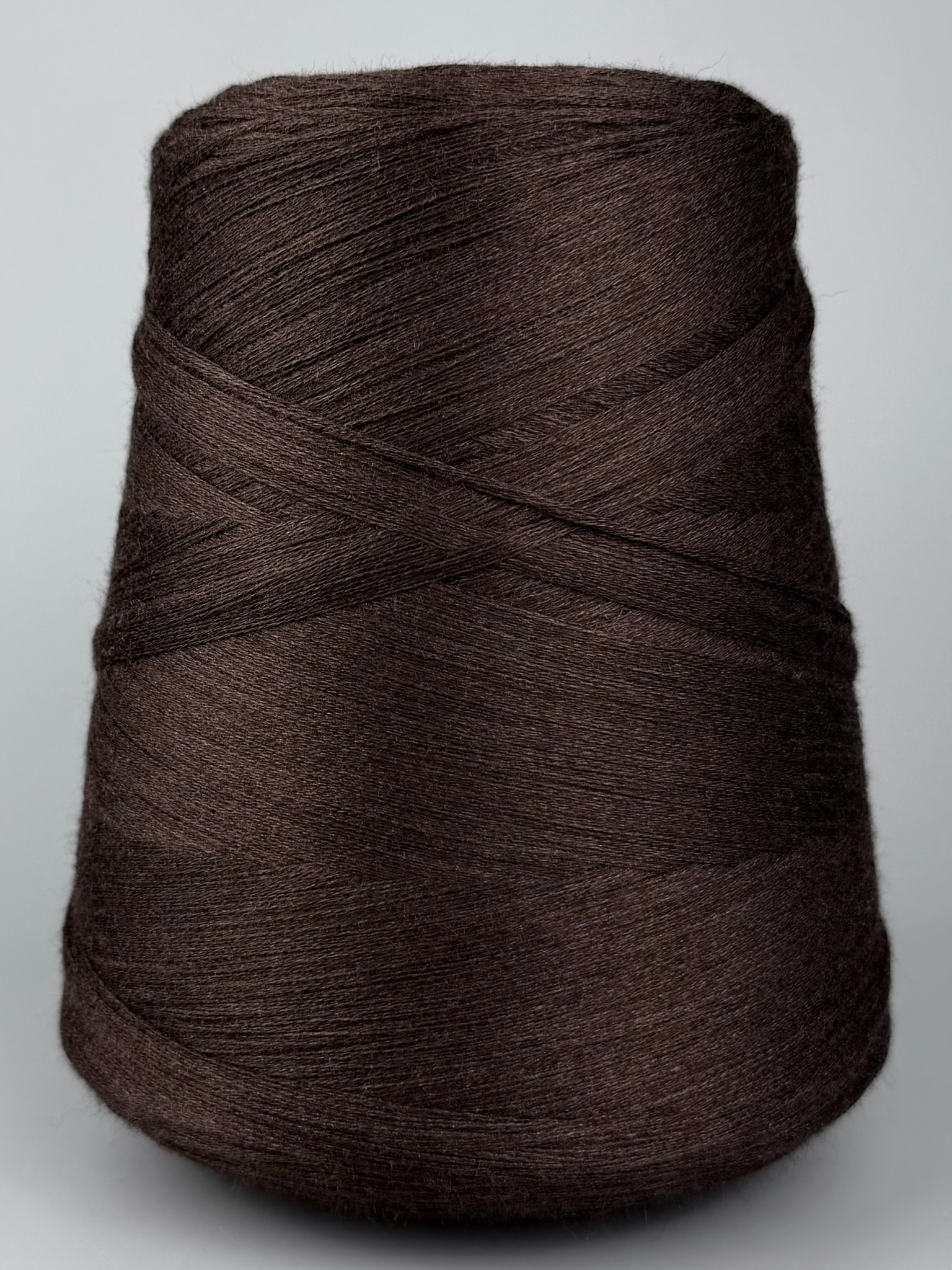 Biagioli Modesto Cashmere 30 (2/36 × 9) – Garn aus Kaschmir und Merino col. Kaltbraun foto 2
